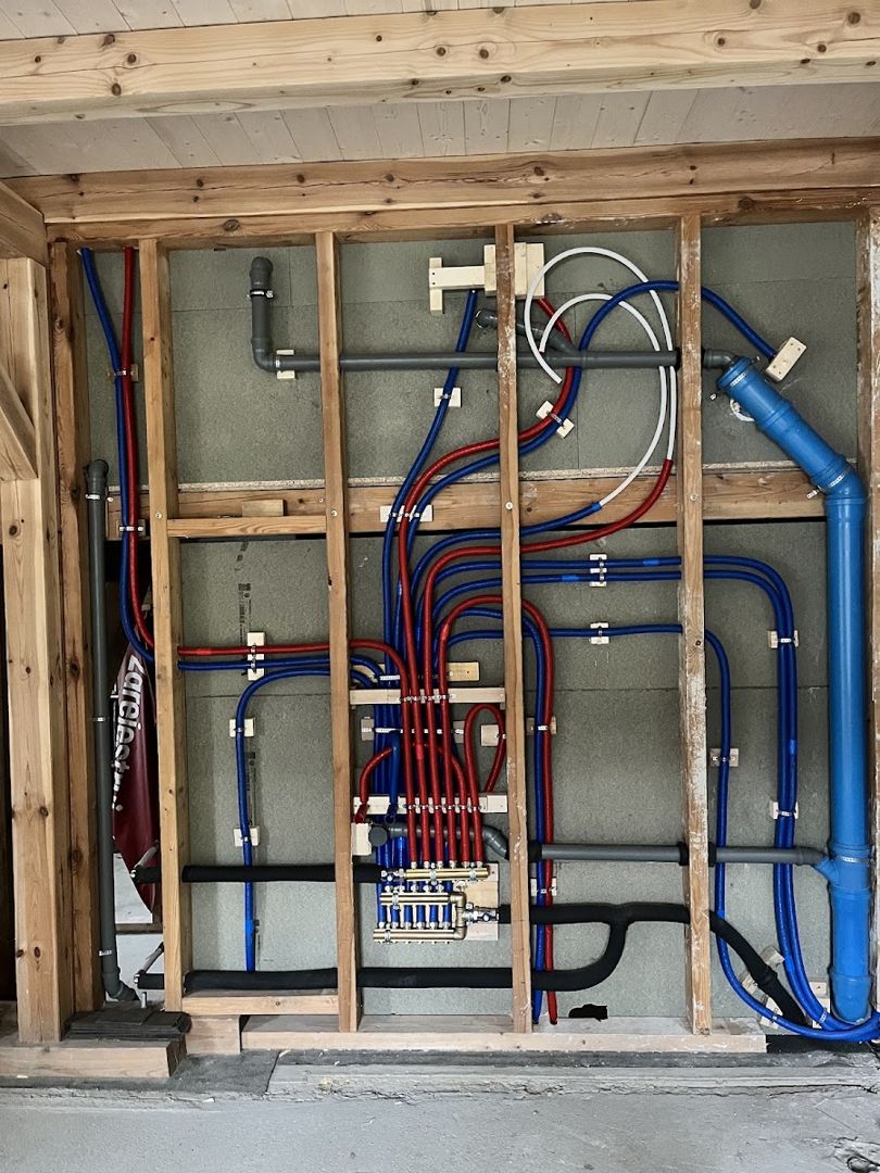 Instalacja wodno-kanalizacyjna i grzewcza w domu — realizacja ProHydro, Bielsko-Biała